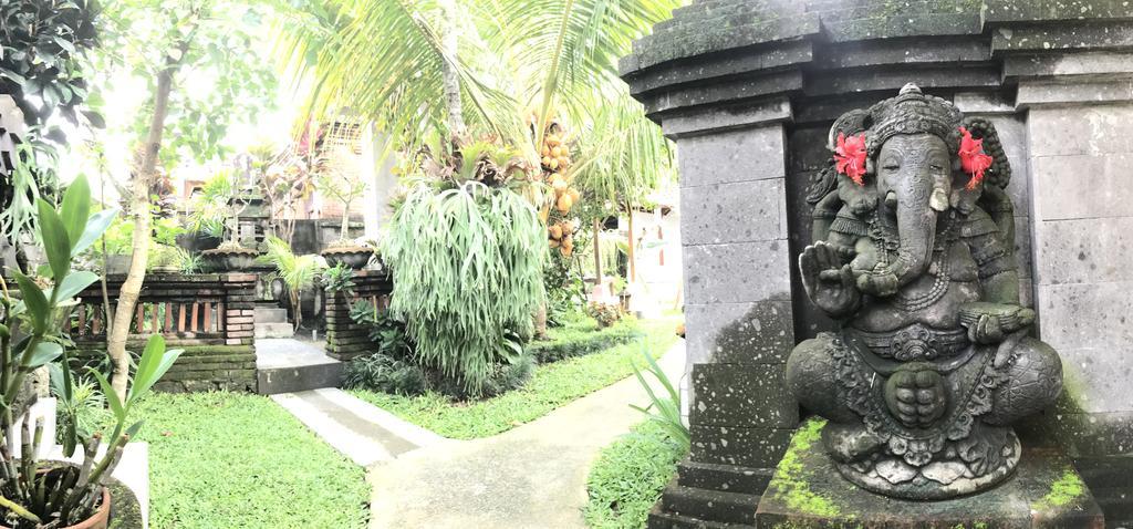 Dimuwa Ubud Buitenkant foto